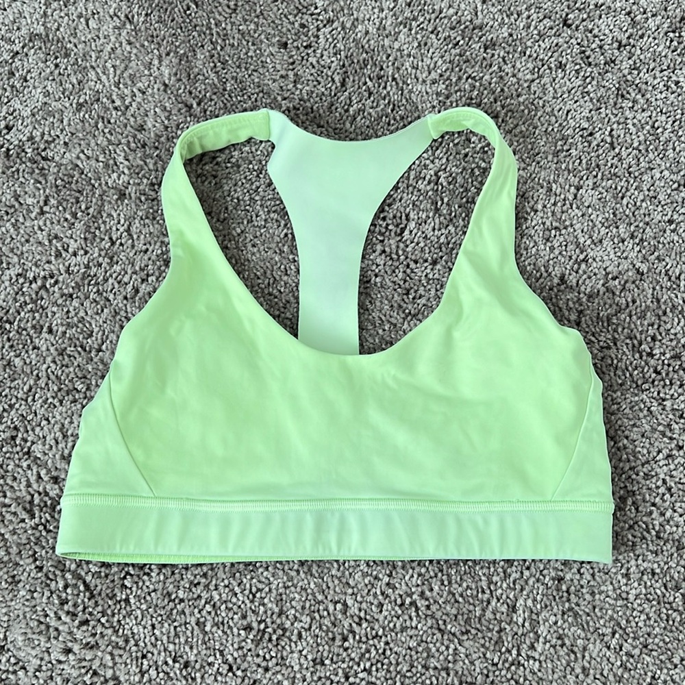 Lululemon sports bra